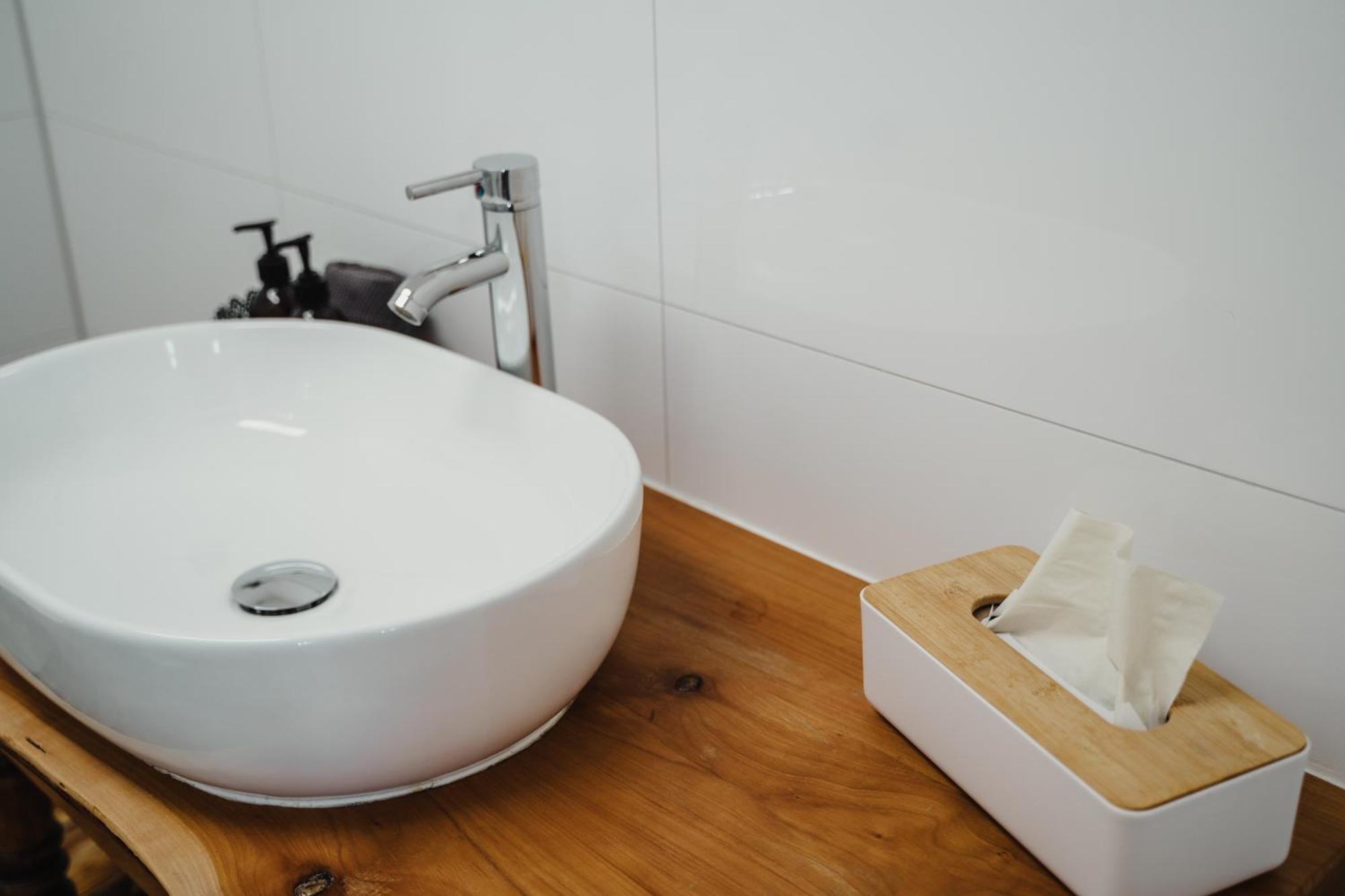 II Gemuetliches 1-Zimmer-Apartment & Eigenes Bad II コブレンツ エクステリア 写真